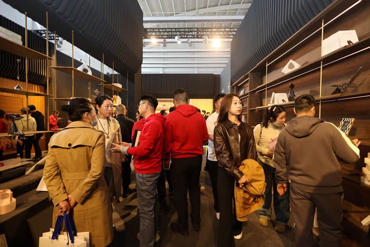 BBIN宝盈集团全屋定造亮相沈阳家博会，书写各人居时期新篇章